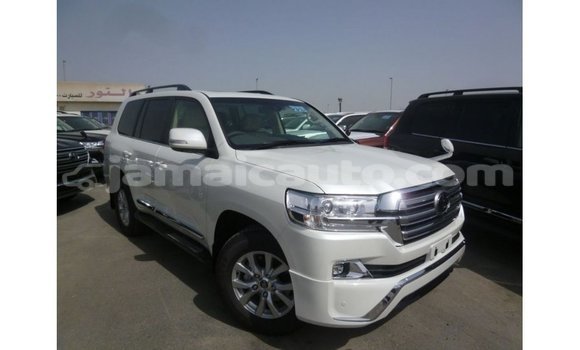 Buy Import Toyota Land Cruiser White Car in Import - Dubai in Clarendon Buy Import Toyota Land Cruiser White Car in Import - Dubai in Clarendon