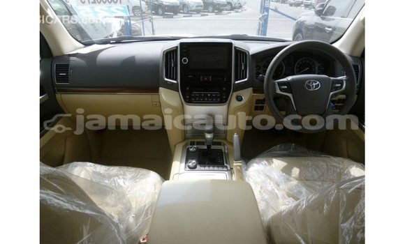 Buy Import Toyota Land Cruiser White Car in Import - Dubai in Clarendon Buy Import Toyota Land Cruiser White Car in Import - Dubai in Clarendon