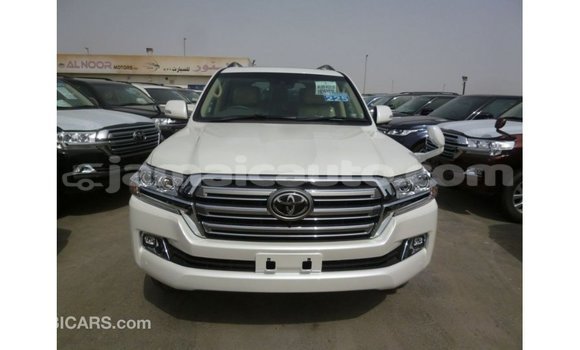 Buy Import Toyota Land Cruiser White Car in Import - Dubai in Clarendon Buy Import Toyota Land Cruiser White Car in Import - Dubai in Clarendon
