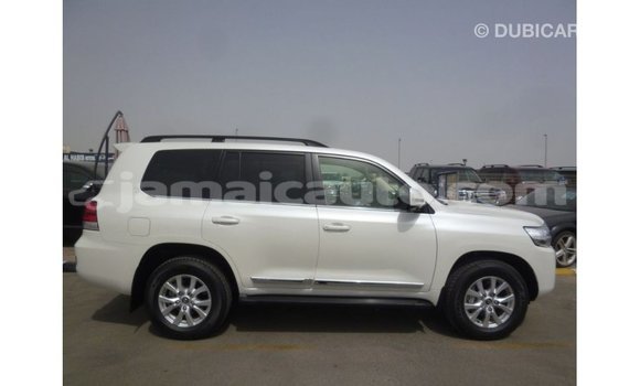 Buy Import Toyota Land Cruiser White Car in Import - Dubai in Clarendon Buy Import Toyota Land Cruiser White Car in Import - Dubai in Clarendon