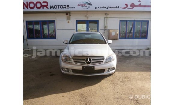 Buy Import Mercedes-Benz 200 Other Car in Import - Dubai in Clarendon Buy Import Mercedes-Benz 200 Other Car in Import - Dubai in Clarendon