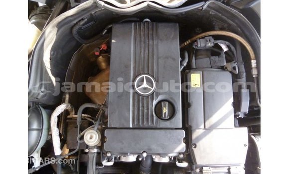 Buy Import Mercedes-Benz 200 Other Car in Import - Dubai in Clarendon Buy Import Mercedes-Benz 200 Other Car in Import - Dubai in Clarendon