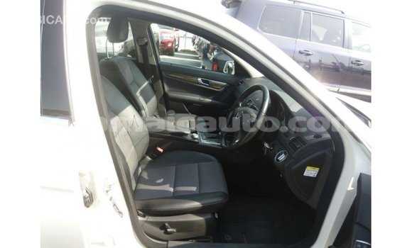 Buy Import Mercedes-Benz 200 White Car in Import - Dubai in Clarendon Buy Import Mercedes-Benz 200 White Car in Import - Dubai in Clarendon