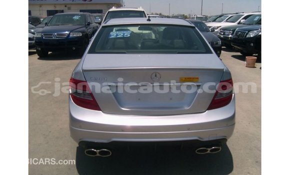 Buy Import Mercedes-Benz 190 (W201) Other Car in Import - Dubai in Clarendon Buy Import Mercedes-Benz 190 (W201) Other Car in Import - Dubai in Clarendon