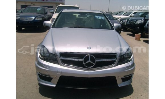 Buy Import Mercedes-Benz 190 (W201) Other Car in Import - Dubai in Clarendon Buy Import Mercedes-Benz 190 (W201) Other Car in Import - Dubai in Clarendon