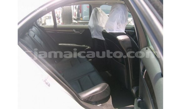 Buy Import Mercedes-Benz 190 (W201) Other Car in Import - Dubai in Clarendon Buy Import Mercedes-Benz 190 (W201) Other Car in Import - Dubai in Clarendon