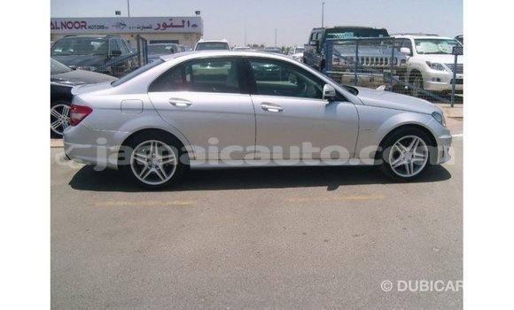 Buy Import Mercedes-Benz 190 (W201) Other Car in Import - Dubai in Clarendon Buy Import Mercedes-Benz 190 (W201) Other Car in Import - Dubai in Clarendon