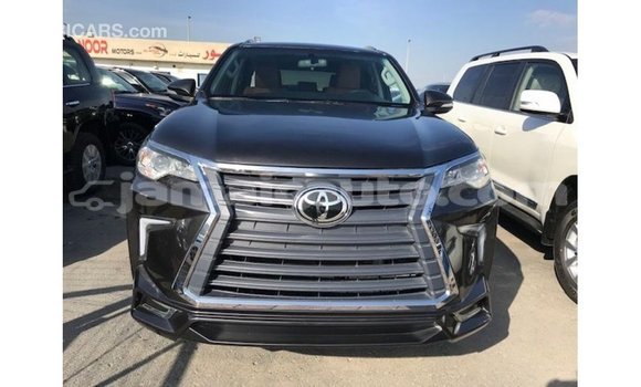 Buy Import Toyota Fortuner Other Car in Import - Dubai in Clarendon Buy Import Toyota Fortuner Other Car in Import - Dubai in Clarendon