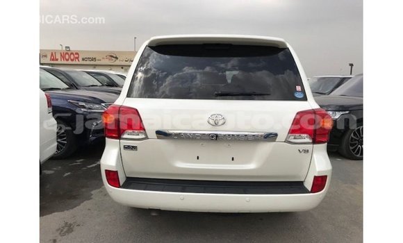 Buy Import Toyota Land Cruiser White Car in Import - Dubai in Clarendon Buy Import Toyota Land Cruiser White Car in Import - Dubai in Clarendon