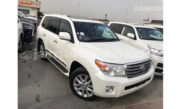 Buy Import Toyota Land Cruiser White Car in Import - Dubai in Clarendon Buy Import Toyota Land Cruiser White Car in Import - Dubai in Clarendon