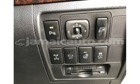 Buy Import Toyota Land Cruiser White Car in Import - Dubai in Clarendon Buy Import Toyota Land Cruiser White Car in Import - Dubai in Clarendon