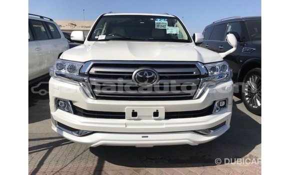 Buy Import Toyota Land Cruiser White Car in Import - Dubai in Clarendon Buy Import Toyota Land Cruiser White Car in Import - Dubai in Clarendon