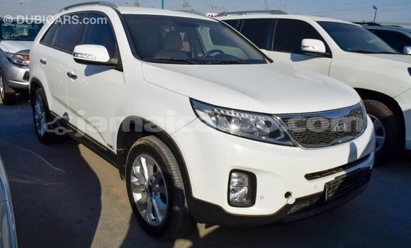 Acheter Import Voiture Kia Sorento Blanc à Import - Dubai, Clarendon Acheter Import Voiture Kia Sorento Blanc à Import - Dubai, Clarendon