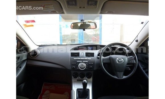 Buy Import Mazda 3 Blue Car in Import - Dubai in Clarendon Buy Import Mazda 3 Blue Car in Import - Dubai in Clarendon