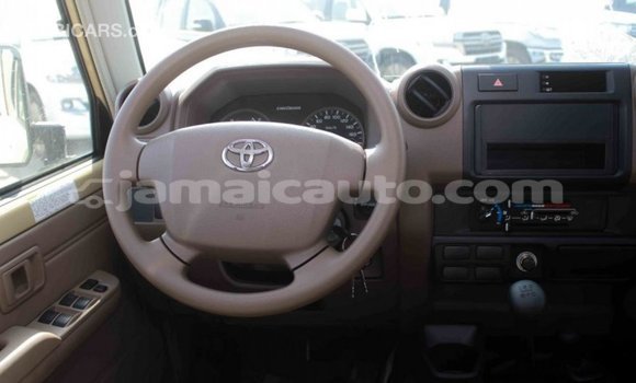 Buy Import Toyota Land Cruiser Beige Car in Import - Dubai in Clarendon Buy Import Toyota Land Cruiser Beige Car in Import - Dubai in Clarendon