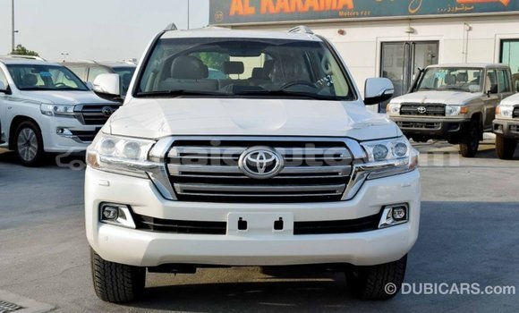 Buy Import Toyota Land Cruiser White Car in Import - Dubai in Clarendon Buy Import Toyota Land Cruiser White Car in Import - Dubai in Clarendon