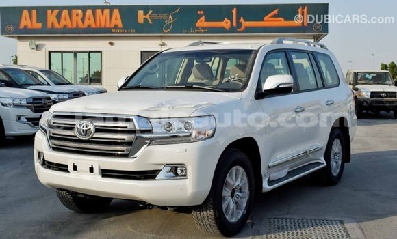Buy Import Toyota Land Cruiser White Car in Import - Dubai in Clarendon Buy Import Toyota Land Cruiser White Car in Import - Dubai in Clarendon