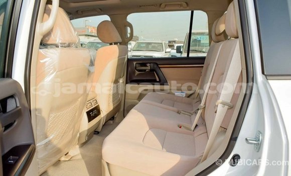Buy Import Toyota Land Cruiser White Car in Import - Dubai in Clarendon Buy Import Toyota Land Cruiser White Car in Import - Dubai in Clarendon