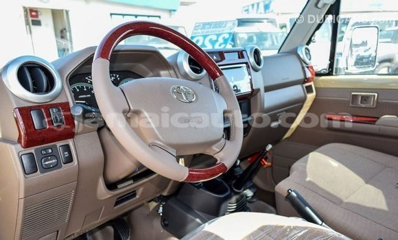 Buy Import Toyota Land Cruiser Beige Car in Import - Dubai in Clarendon Buy Import Toyota Land Cruiser Beige Car in Import - Dubai in Clarendon