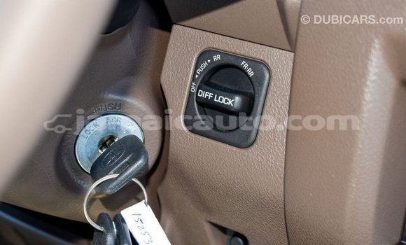 Buy Import Toyota Land Cruiser Beige Car in Import - Dubai in Clarendon Buy Import Toyota Land Cruiser Beige Car in Import - Dubai in Clarendon