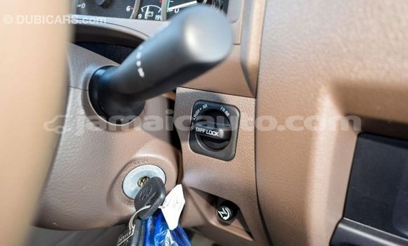 Buy Import Toyota Land Cruiser Beige Car in Import - Dubai in Clarendon Buy Import Toyota Land Cruiser Beige Car in Import - Dubai in Clarendon