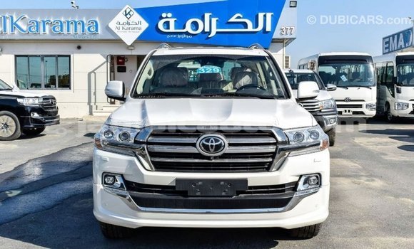 Buy Import Toyota Land Cruiser White Car in Import - Dubai in Clarendon Buy Import Toyota Land Cruiser White Car in Import - Dubai in Clarendon