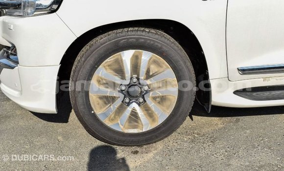 Buy Import Toyota Land Cruiser White Car in Import - Dubai in Clarendon Buy Import Toyota Land Cruiser White Car in Import - Dubai in Clarendon