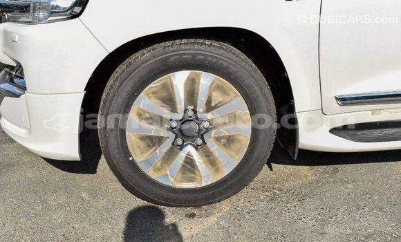 Buy Import Toyota Land Cruiser White Car in Import - Dubai in Clarendon Buy Import Toyota Land Cruiser White Car in Import - Dubai in Clarendon