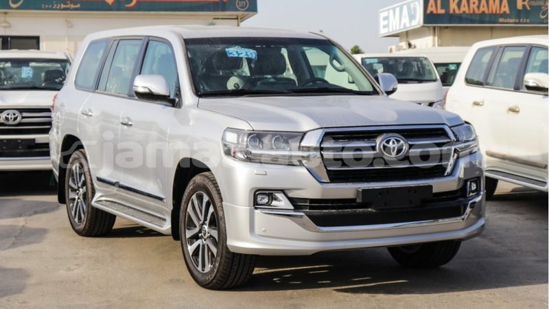 Big with watermark toyota land cruiser clarendon import dubai 2348