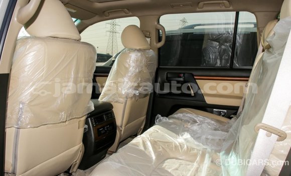 Acheter Import Voiture Toyota Land Cruiser Autre à Import - Dubai, Clarendon Acheter Import Voiture Toyota Land Cruiser Autre à Import - Dubai, Clarendon