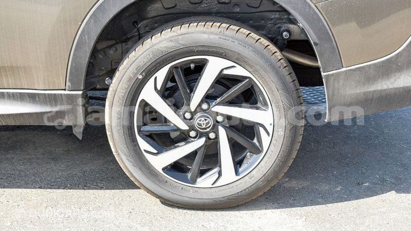 Big with watermark toyota rush clarendon import dubai 2361