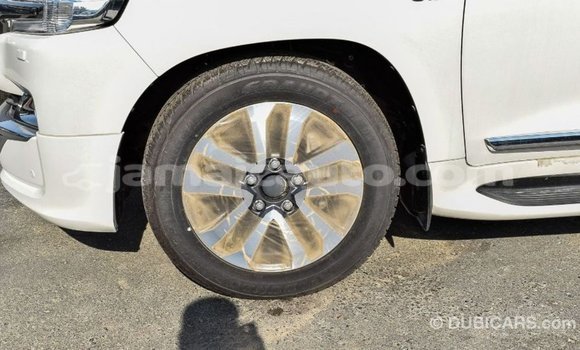 Buy Import Toyota Land Cruiser White Car in Import - Dubai in Clarendon Buy Import Toyota Land Cruiser White Car in Import - Dubai in Clarendon