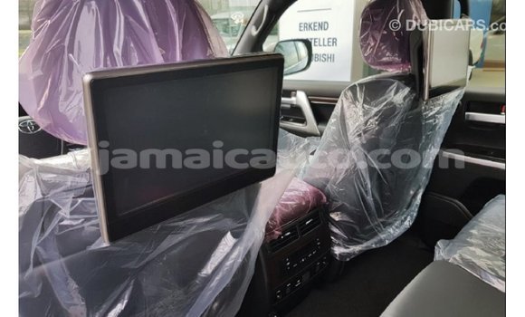 Acheter Import Voiture Toyota Land Cruiser Noir à Import - Dubai, Clarendon Acheter Import Voiture Toyota Land Cruiser Noir à Import - Dubai, Clarendon