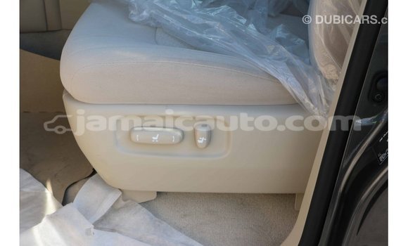 Acheter Import Voiture Toyota Land Cruiser Noir à Import - Dubai, Clarendon Acheter Import Voiture Toyota Land Cruiser Noir à Import - Dubai, Clarendon