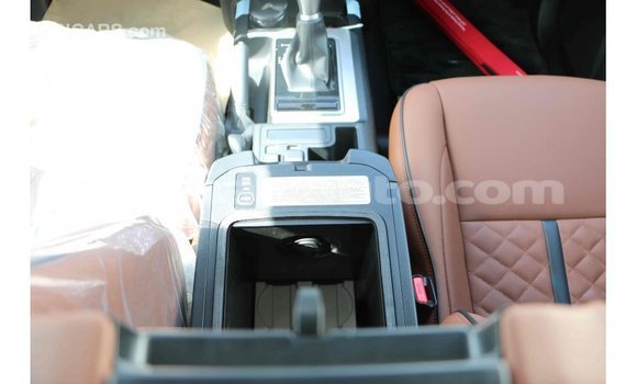 Acheter Import Voiture Toyota Prado Noir à Import - Dubai, Clarendon Acheter Import Voiture Toyota Prado Noir à Import - Dubai, Clarendon