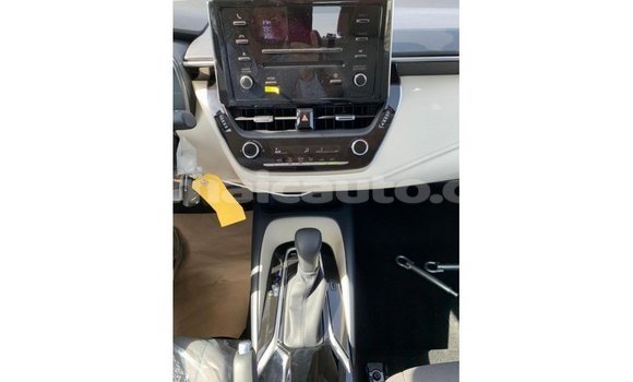 Buy Import Toyota Corolla White Car in Import - Dubai in Clarendon Buy Import Toyota Corolla White Car in Import - Dubai in Clarendon