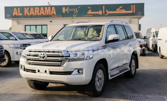 Buy Import Toyota Land Cruiser White Car in Import - Dubai in Clarendon Buy Import Toyota Land Cruiser White Car in Import - Dubai in Clarendon