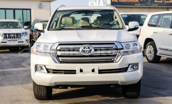 Buy Import Toyota Land Cruiser White Car in Import - Dubai in Clarendon Buy Import Toyota Land Cruiser White Car in Import - Dubai in Clarendon