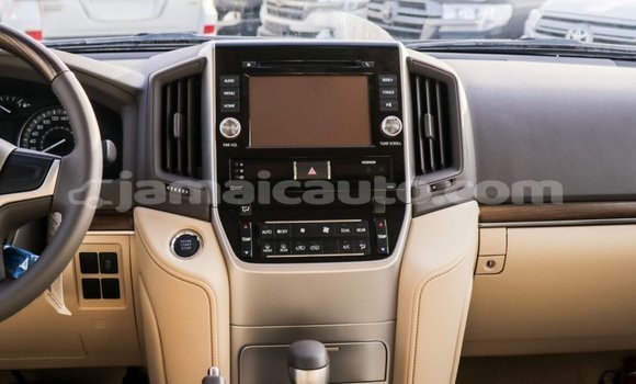 Buy Import Toyota Land Cruiser White Car in Import - Dubai in Clarendon Buy Import Toyota Land Cruiser White Car in Import - Dubai in Clarendon