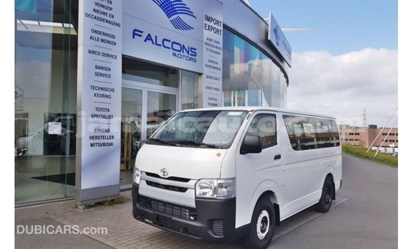 Buy Import Toyota Hiace White Car in Import - Dubai in Clarendon Buy Import Toyota Hiace White Car in Import - Dubai in Clarendon