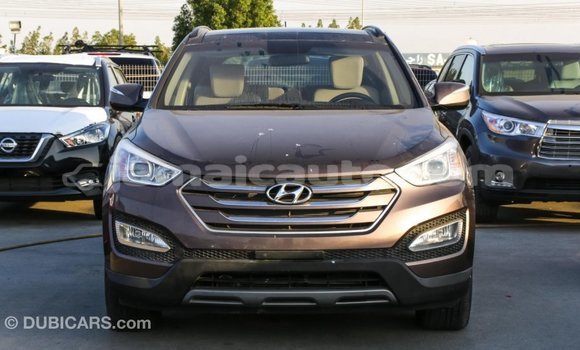 Acheter Import Voiture Hyundai Santa Fe Marron à Import - Dubai, Clarendon Acheter Import Voiture Hyundai Santa Fe Marron à Import - Dubai, Clarendon