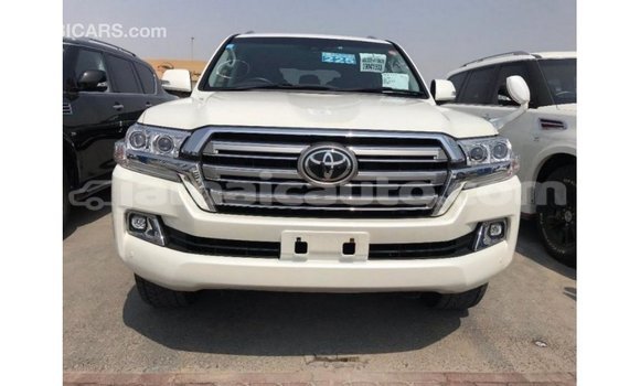 Buy Import Toyota Land Cruiser White Car in Import - Dubai in Clarendon Buy Import Toyota Land Cruiser White Car in Import - Dubai in Clarendon
