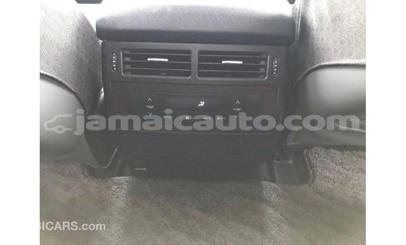 Buy Import Toyota Land Cruiser White Car in Import - Dubai in Clarendon Buy Import Toyota Land Cruiser White Car in Import - Dubai in Clarendon