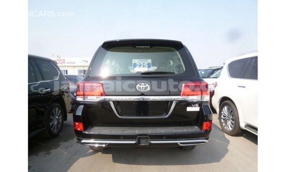 Acheter Import Voiture Toyota Land Cruiser Noir à Import - Dubai, Clarendon Acheter Import Voiture Toyota Land Cruiser Noir à Import - Dubai, Clarendon