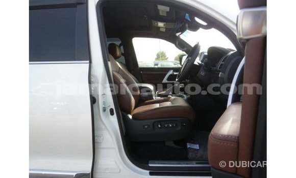 Buy Import Toyota Land Cruiser White Car in Import - Dubai in Clarendon Buy Import Toyota Land Cruiser White Car in Import - Dubai in Clarendon