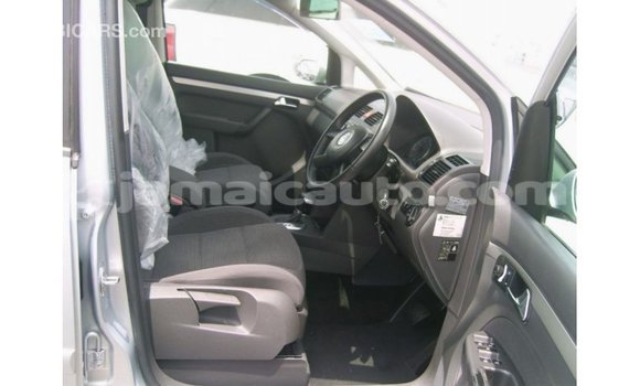 Buy Import Volkswagen Touran Other Car in Import - Dubai in Clarendon Buy Import Volkswagen Touran Other Car in Import - Dubai in Clarendon