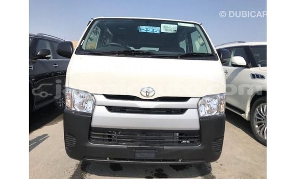 Buy Import Toyota Hiace White Car in Import - Dubai in Clarendon Buy Import Toyota Hiace White Car in Import - Dubai in Clarendon