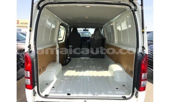Buy Import Toyota Hiace White Car in Import - Dubai in Clarendon Buy Import Toyota Hiace White Car in Import - Dubai in Clarendon