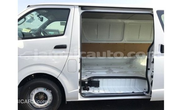 Buy Import Toyota Hiace White Car in Import - Dubai in Clarendon Buy Import Toyota Hiace White Car in Import - Dubai in Clarendon