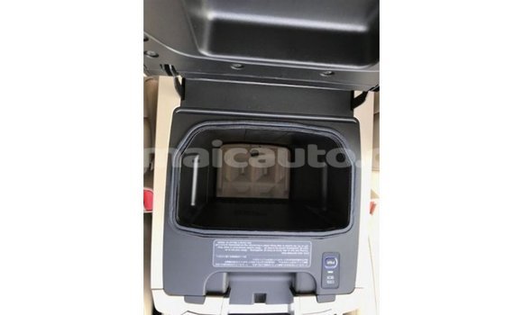 Buy Import Toyota Land Cruiser Black Car in Import - Dubai in Clarendon Buy Import Toyota Land Cruiser Black Car in Import - Dubai in Clarendon